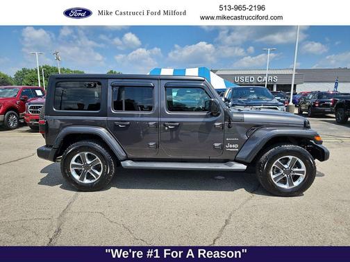 Granite Crystal Metallic Clearcoat 2021 Jeep Wrangler Unlimited Sahara