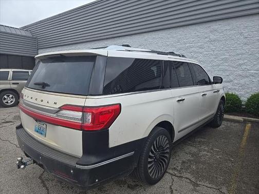 2019 Lincoln Navigator L Black Label