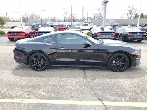 2021 Ford Mustang EcoBoost