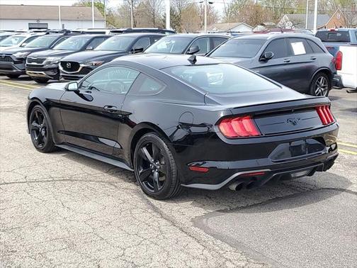 2021 Ford Mustang EcoBoost
