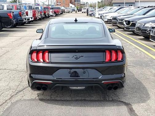 2021 Ford Mustang EcoBoost