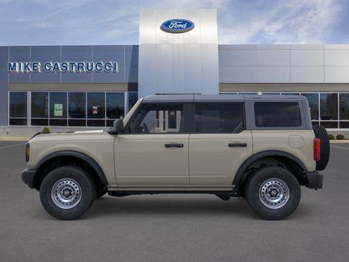 Desert Sand 2026 Ford Bronco Base