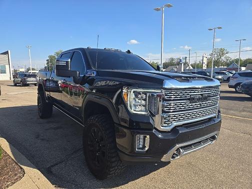 2023 GMC Sierra 3500 Denali