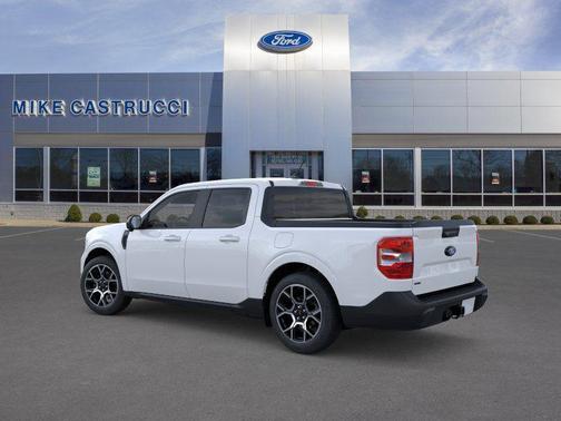 Oxford White 2026 Ford Maverick Lariat