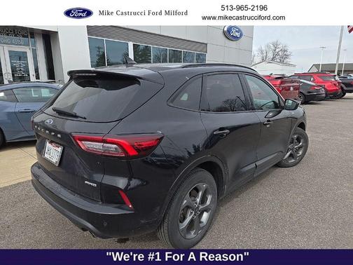 2023 Ford Escape ST-Line Select