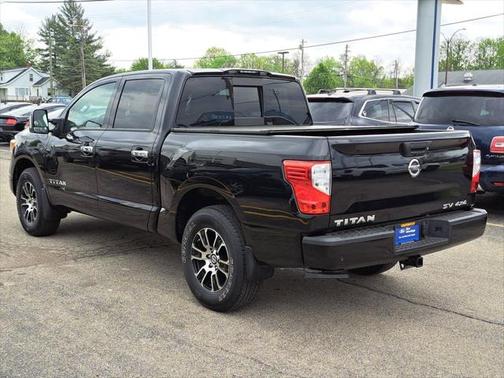 2021 Nissan Titan SV