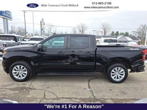 2022 Chevrolet Silverado 1500 Custom