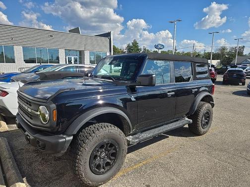 2024 Ford Bronco Black Diamond