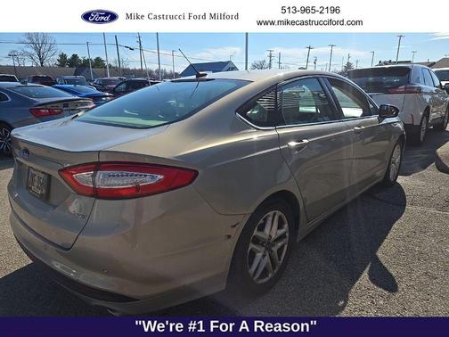 2015 Ford Fusion SE