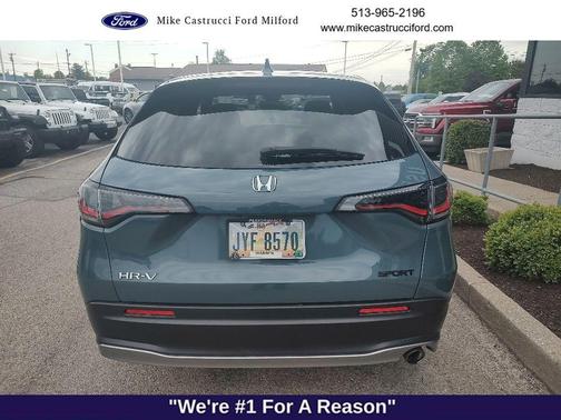 Nordic Forest Pearl 2024 Honda HR-V AWD Sport