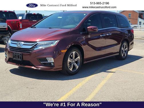 Deep Scarlet Pearl 2018 Honda Odyssey Touring
