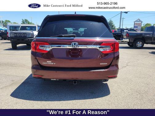 Deep Scarlet Pearl 2018 Honda Odyssey Touring