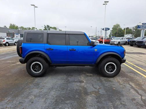 2023 Ford Bronco Badlands