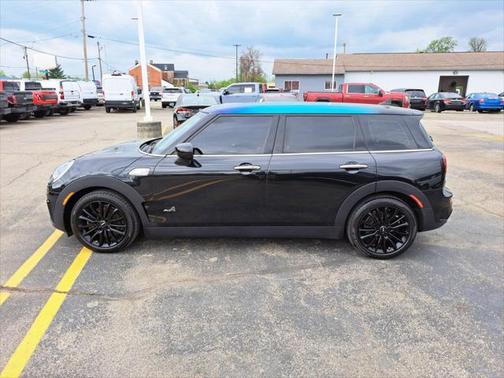 2023 MINI Clubman Cooper S ALL4