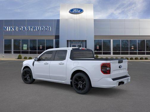 Space White Metallic 2026 Ford Maverick Lobo Standard