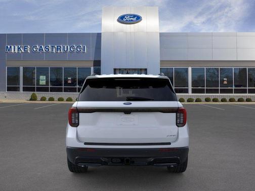 Space White Metallic 2026 Ford Explorer ST-Line