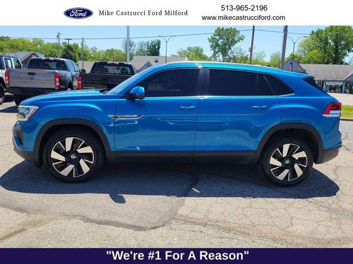 Kingfisher Blue Metallic 2024 Volkswagen Atlas Cross Sport 2.0T SE w/Technology 4MOTION