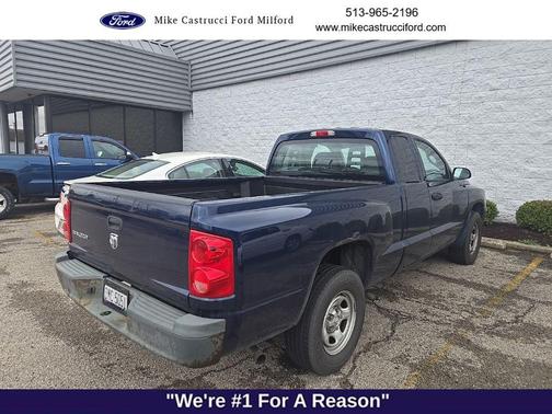 Blue 2005 Dodge Dakota ST Club Cab