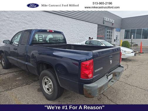Blue 2005 Dodge Dakota ST Club Cab