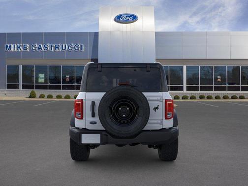 Oxford White 2026 Ford Bronco Big Bend