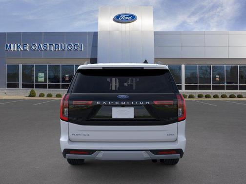 Space Silver Metallic 2026 Ford Expedition Max Platinum