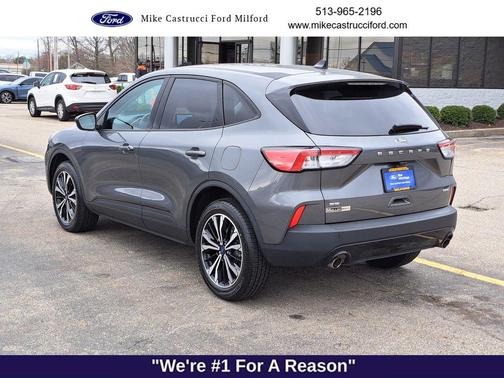 2022 Ford Escape SE