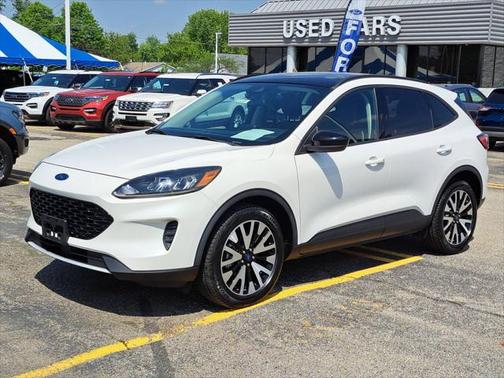2020 Ford Escape SE