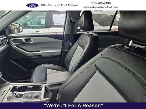 Rapid Red Metallic Tinted Clearcoat 2023 Ford Explorer XLT