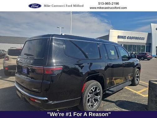 Diamond Black Crystal Pearlcoat 2024 Jeep Wagoneer L Series III 4x4