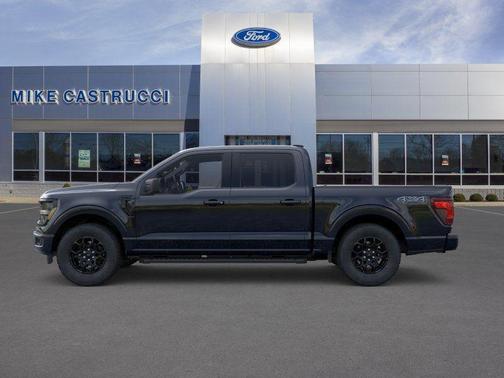 Agate Black Metallic 2026 Ford F-150 XLT
