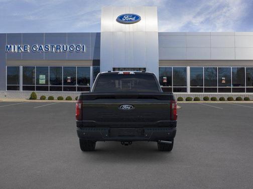 Agate Black Metallic 2026 Ford F-150 XLT