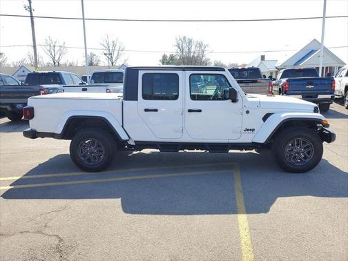 2024 Jeep Gladiator Sport S