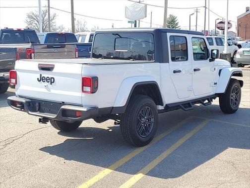 2024 Jeep Gladiator Sport S