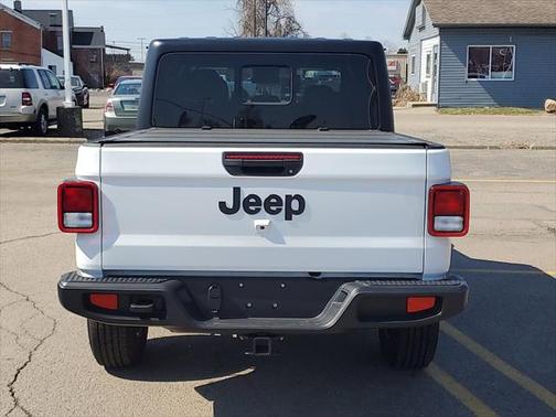 2024 Jeep Gladiator Sport S