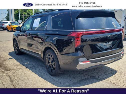 Aurora Black Pearl 2026 Kia Carnival SX
