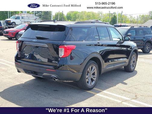 Agate Black Metallic 2022 Ford Explorer XLT