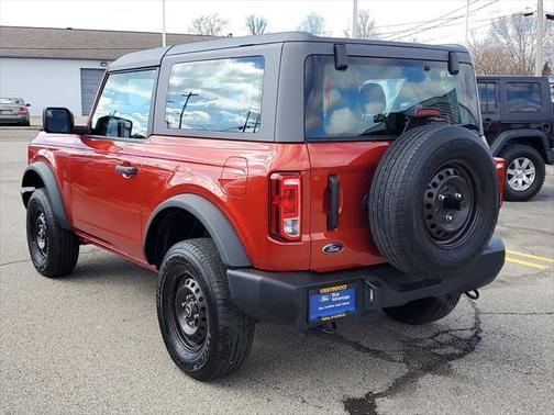 2022 Ford Bronco Base