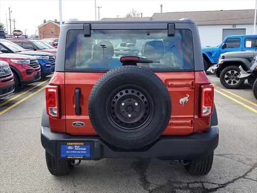 2022 Ford Bronco Base