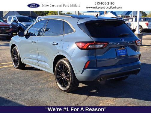 2024 Ford Escape ST-Line Elite