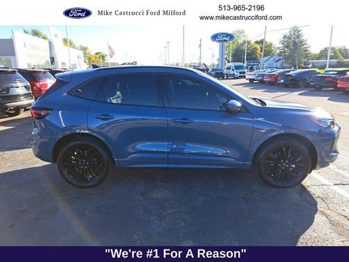 2024 Ford Escape ST-Line Elite
