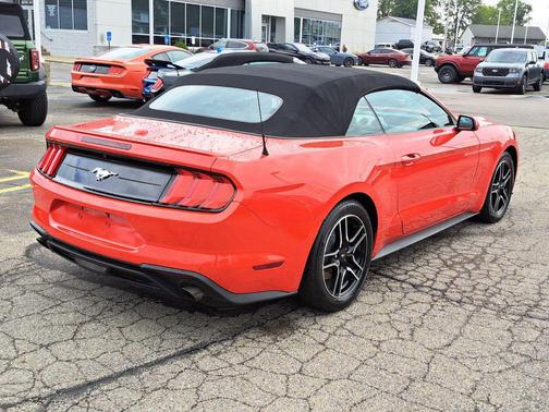 2023 Ford Mustang EcoBoost Premium