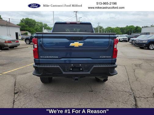 Lakeshore Blue Metallic 2025 Chevrolet Silverado 2500 Custom