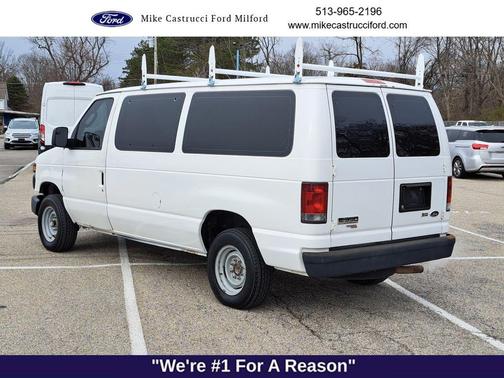 2011 Ford E350 Super Duty XL