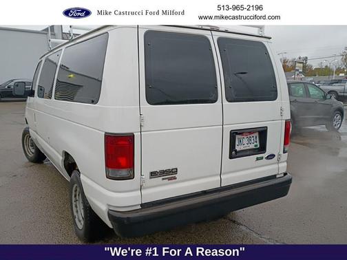 2011 Ford E350 Super Duty XL