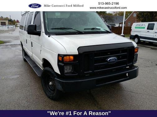 2011 Ford E350 Super Duty XL