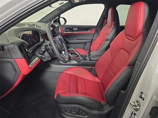 2026 Porsche Cayenne Turbo