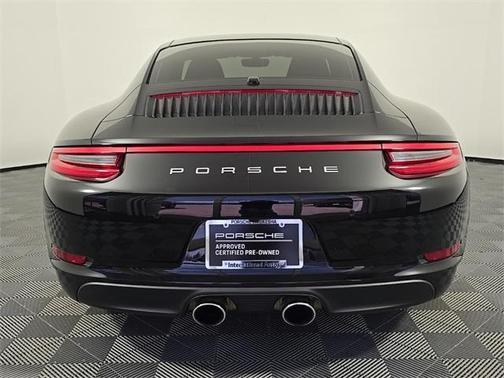 2019 Porsche 911 Carrera 4S