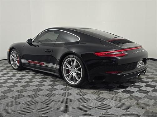 2019 Porsche 911 Carrera 4S
