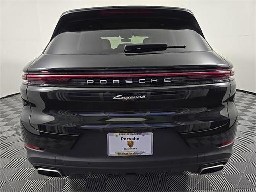 2025 Porsche Cayenne Base