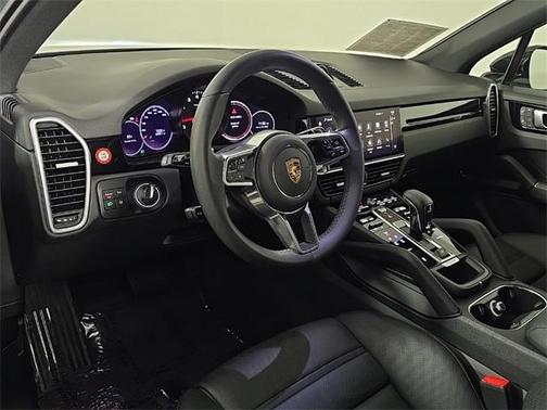2023 Porsche Cayenne